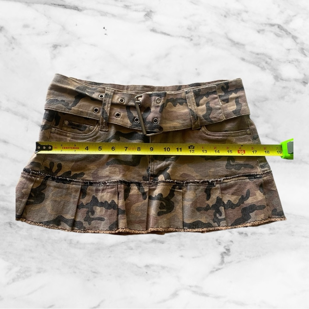 Vintage Y2K Skirt Hydraulic Camo Mini Skirt, Size 9/10 – theme party army girl - Picture 12 of 15